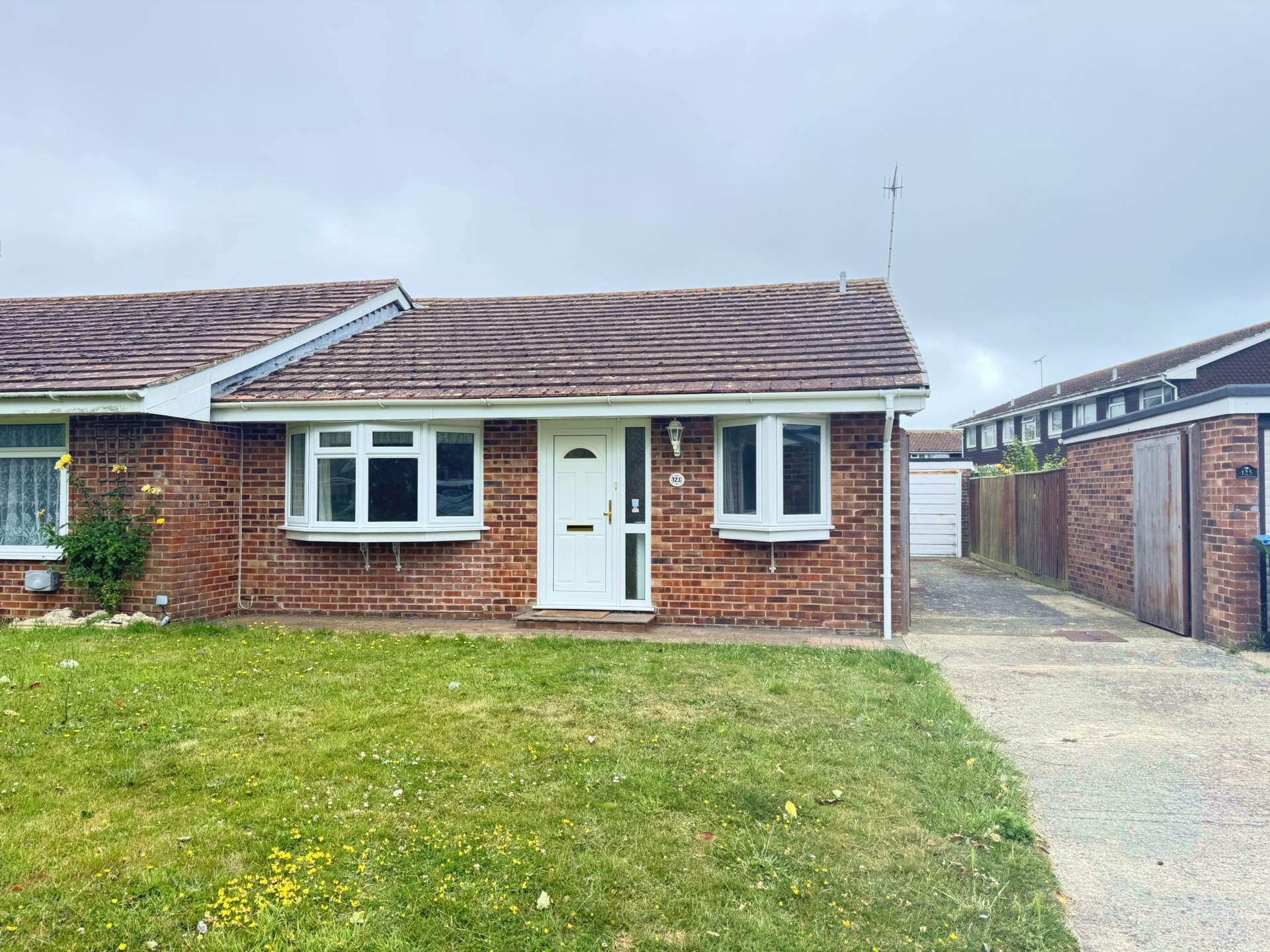 Harbour View Road, Pagham, Image 1