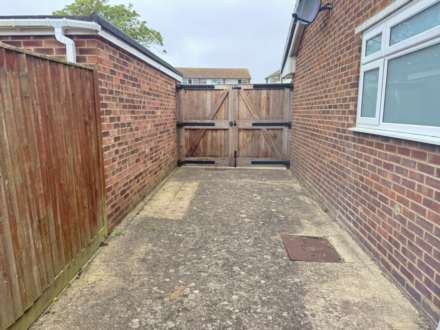 Harbour View Road, Pagham, Image 18