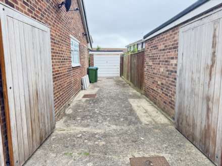 Harbour View Road, Pagham, Image 19
