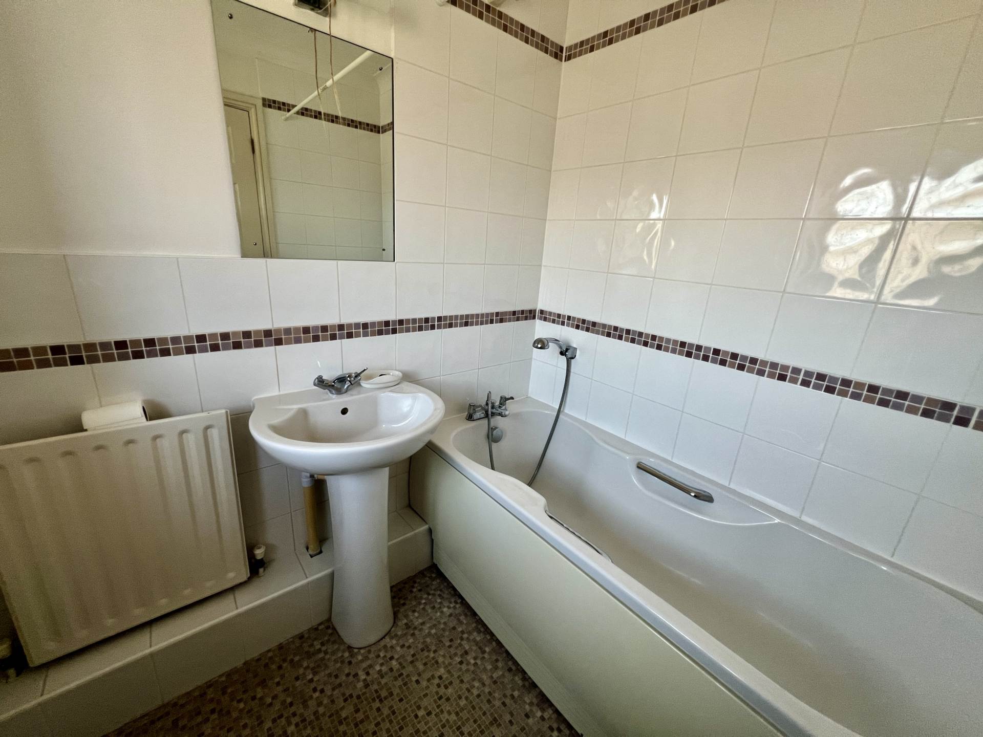 Alder Way, Middleton On Sea, Image 11