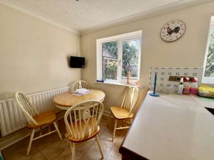 Alder Way, Middleton On Sea, Image 8