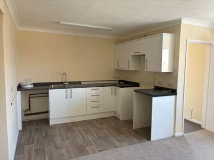 High Street, Selsey, Image 3