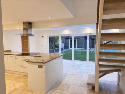 Halliwick Gardens, Felpham, Image 3