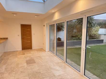 Halliwick Gardens, Felpham, Image 4