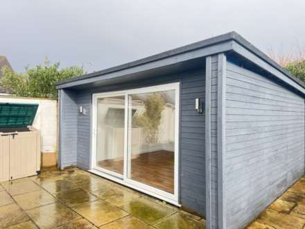 Halliwick Gardens, Felpham, Image 7