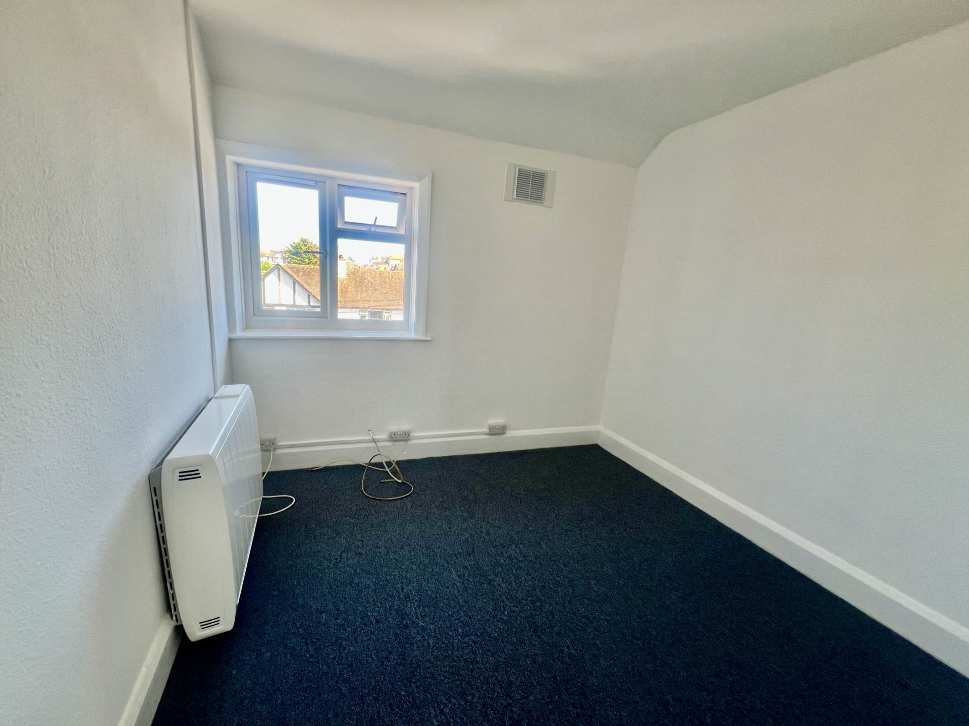 Nyewood Lane, Bognor Regis, Image 6