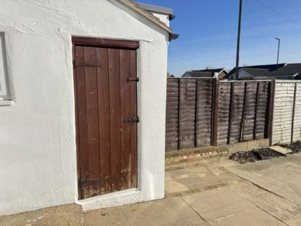 Rose Green Road, Bognor Regis, Image 12