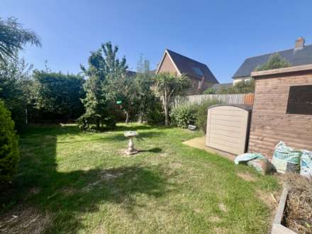 Fieldfare Lane, Barnham, Image 14