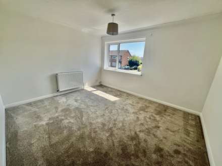 Finch Gardens, North Bersted, Image 7