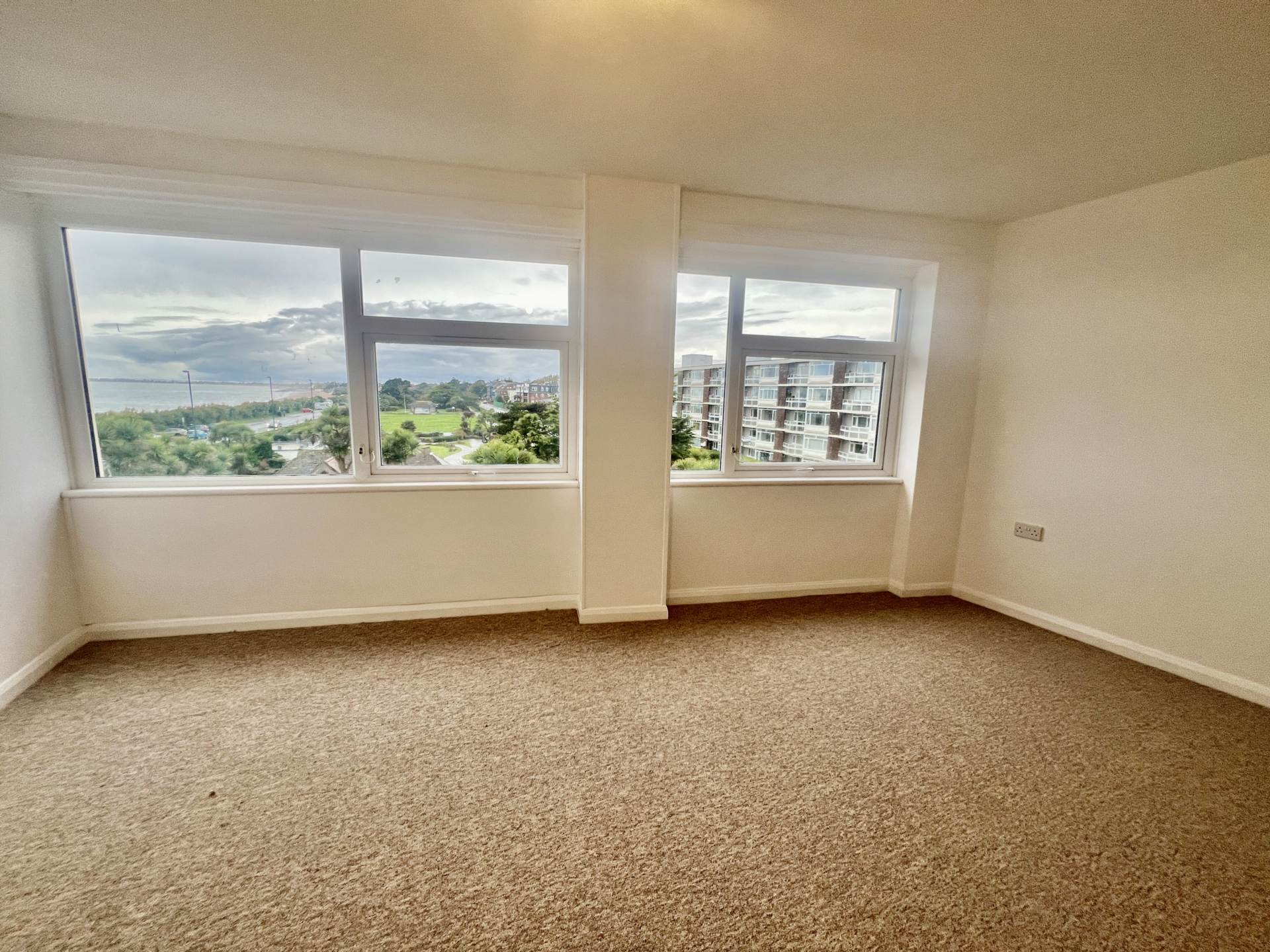 Nyewood Lane, Bognor Regis, Image 10