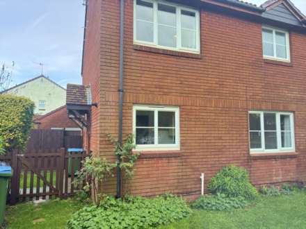 Montgomery Drive, Image 10