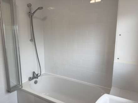 Montgomery Drive, Image 9