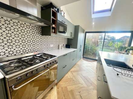 Cleveland Road, Chichester, Image 6