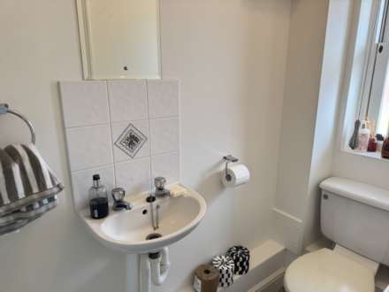 Peter Weston Place, Chichester, Image 13