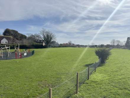 Peter Weston Place, Chichester, Image 16