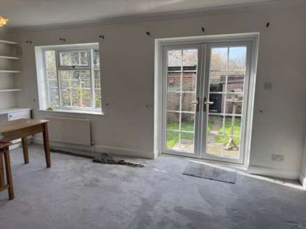 Peter Weston Place, Chichester, Image 4