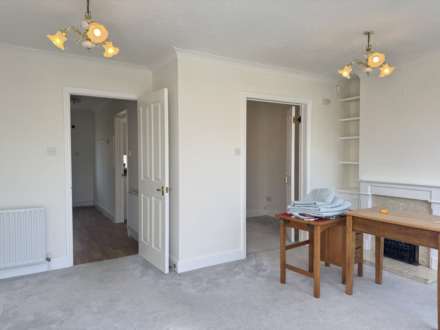 Peter Weston Place, Chichester, Image 5