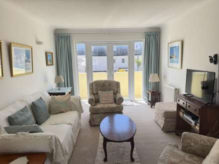 Canning Court, Felpham, Image 4