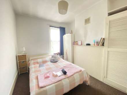 Chesterton Terrace, London, Image 6