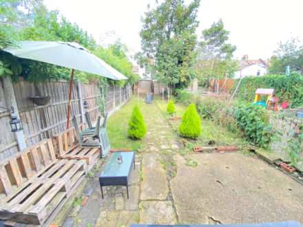 Chesterton Terrace, London, Image 8