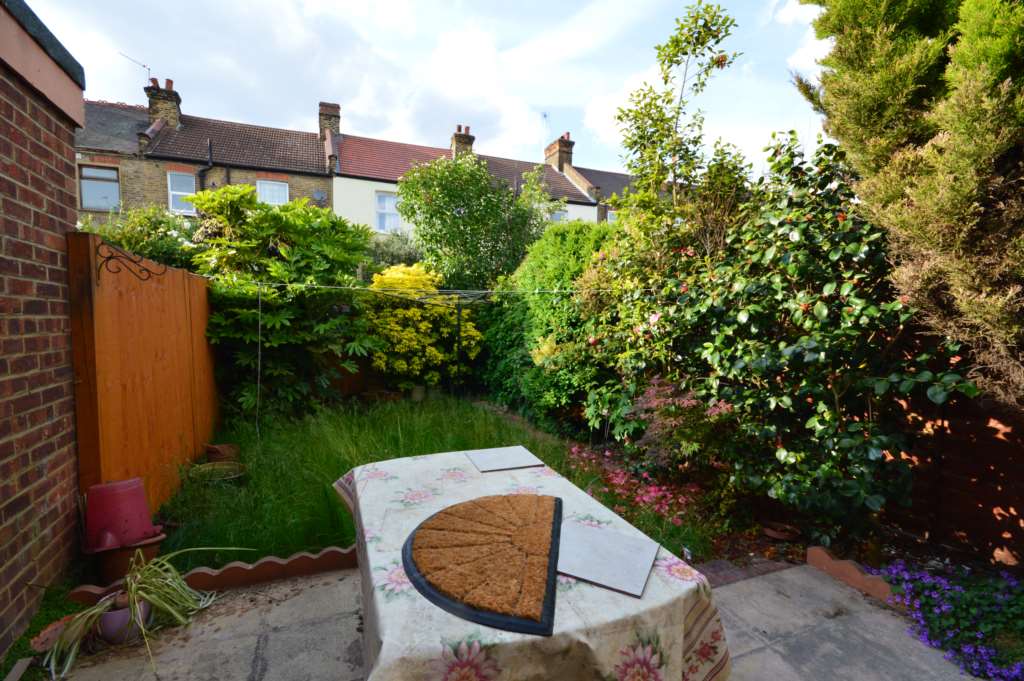 Wigston Road, London, Image 12