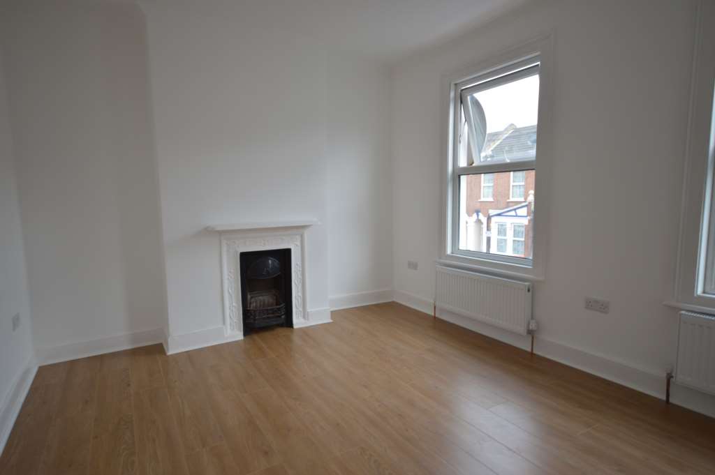 Wigston Road, London, Image 18