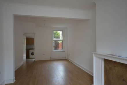 Wigston Road, London, Image 14