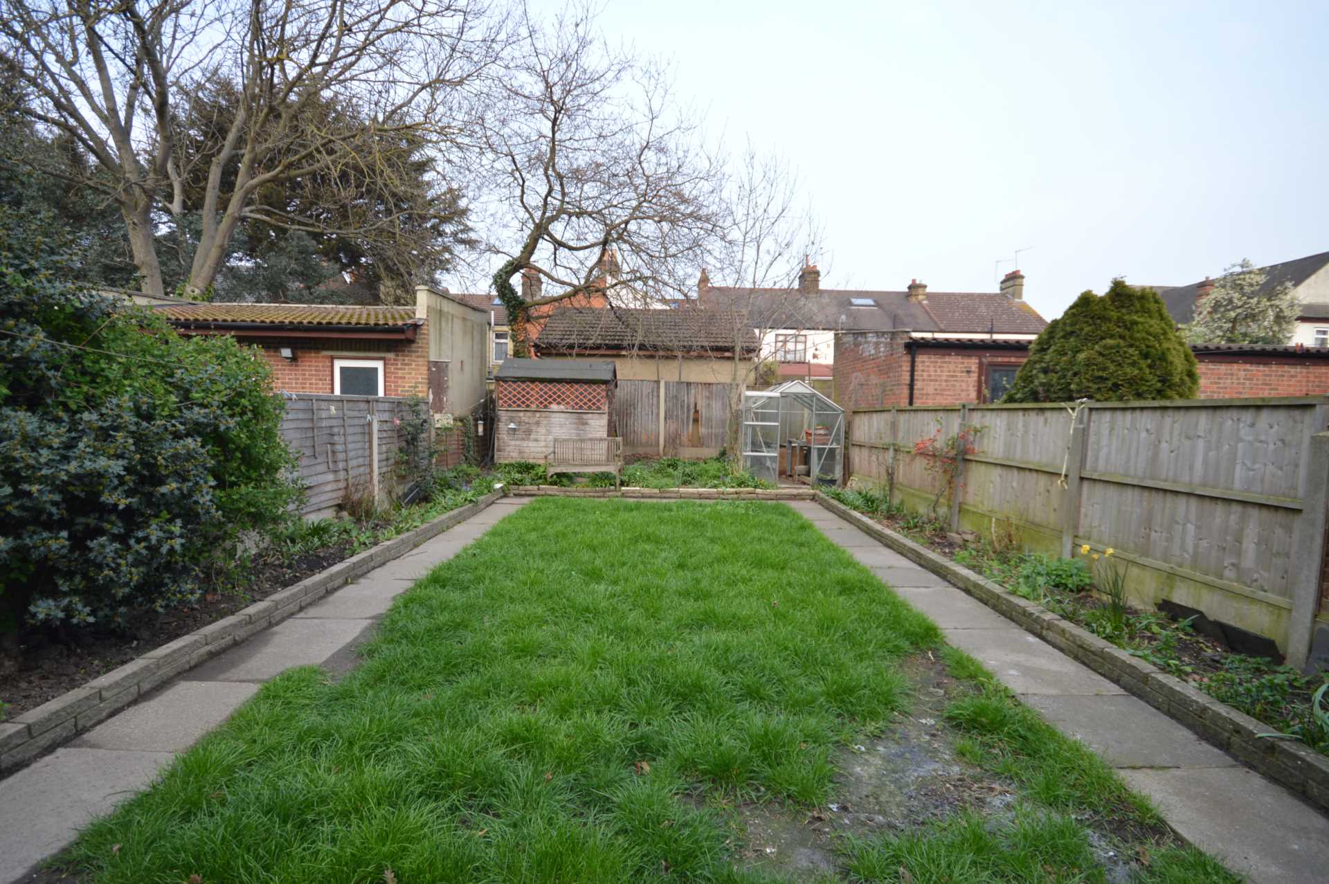 Seven Kings Road, Seven Kings, Image 17