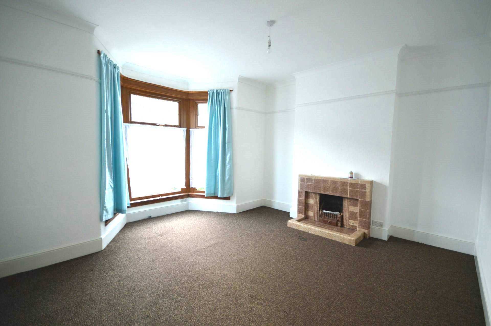 Seven Kings Road, Seven Kings, Image 3