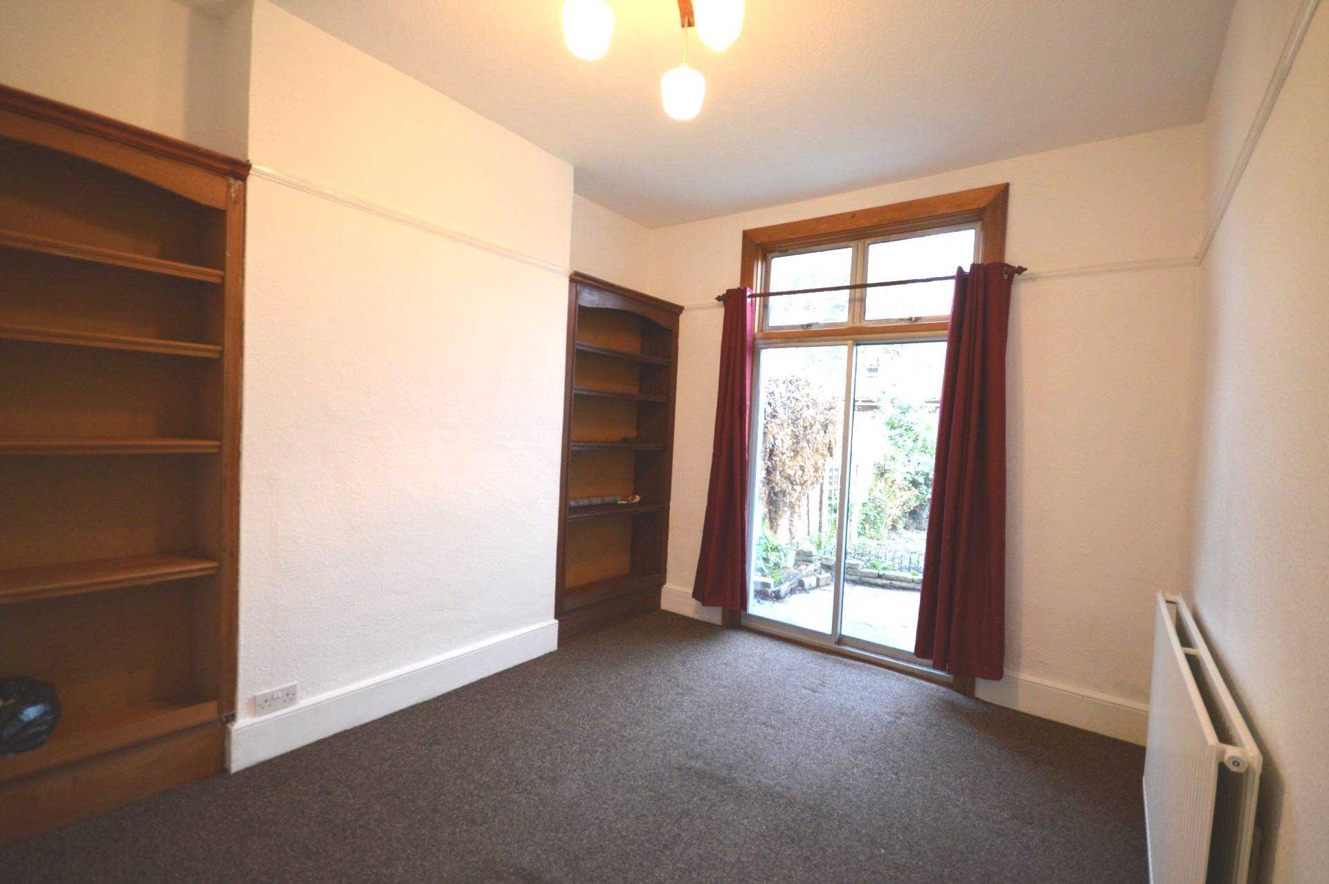 Seven Kings Road, Seven Kings, Image 4