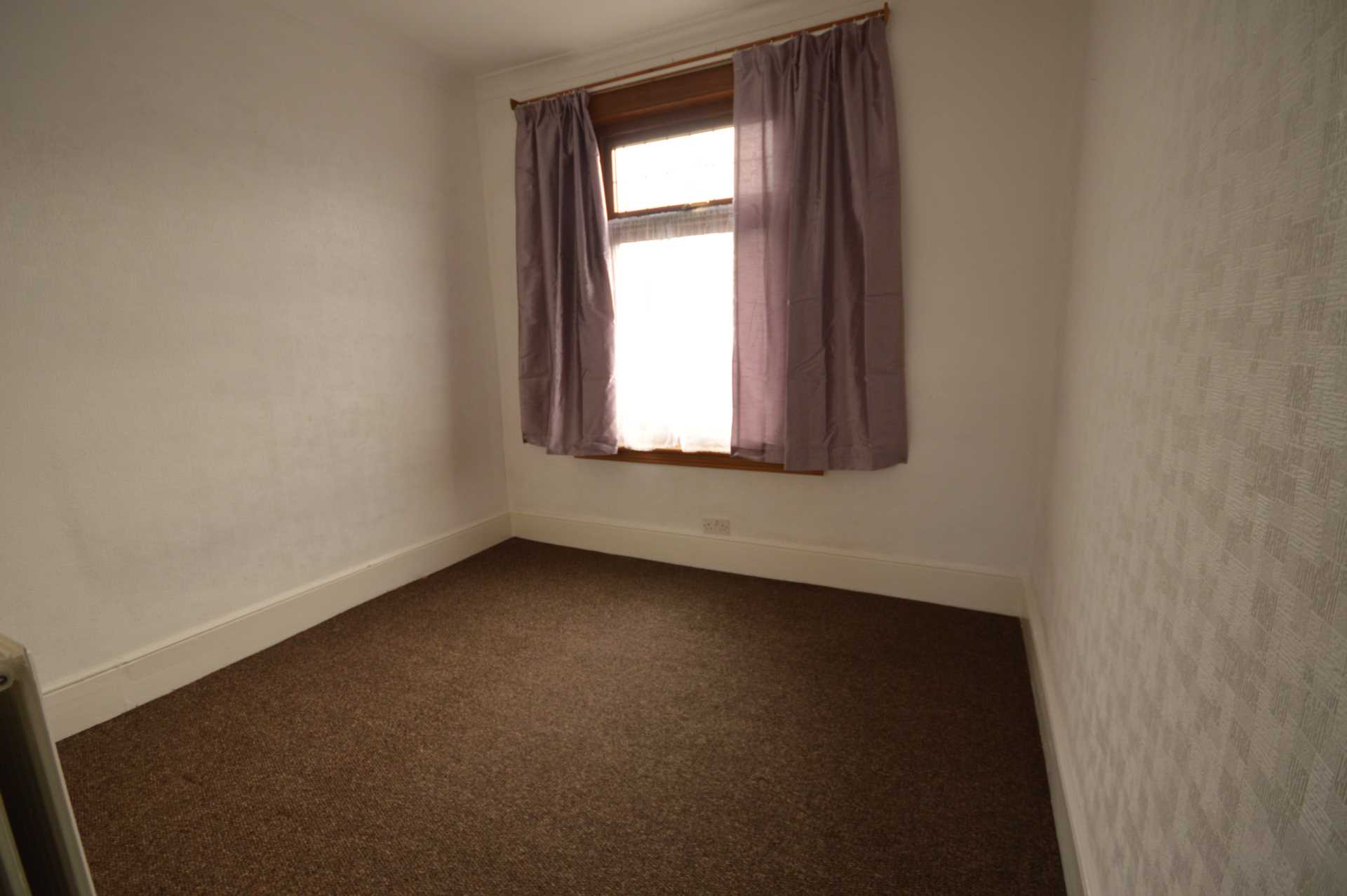 Seven Kings Road, Seven Kings, Image 9