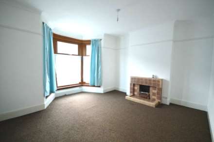 Seven Kings Road, Seven Kings, Image 3