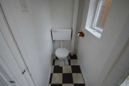 Seven Kings Road, Seven Kings, Image 7