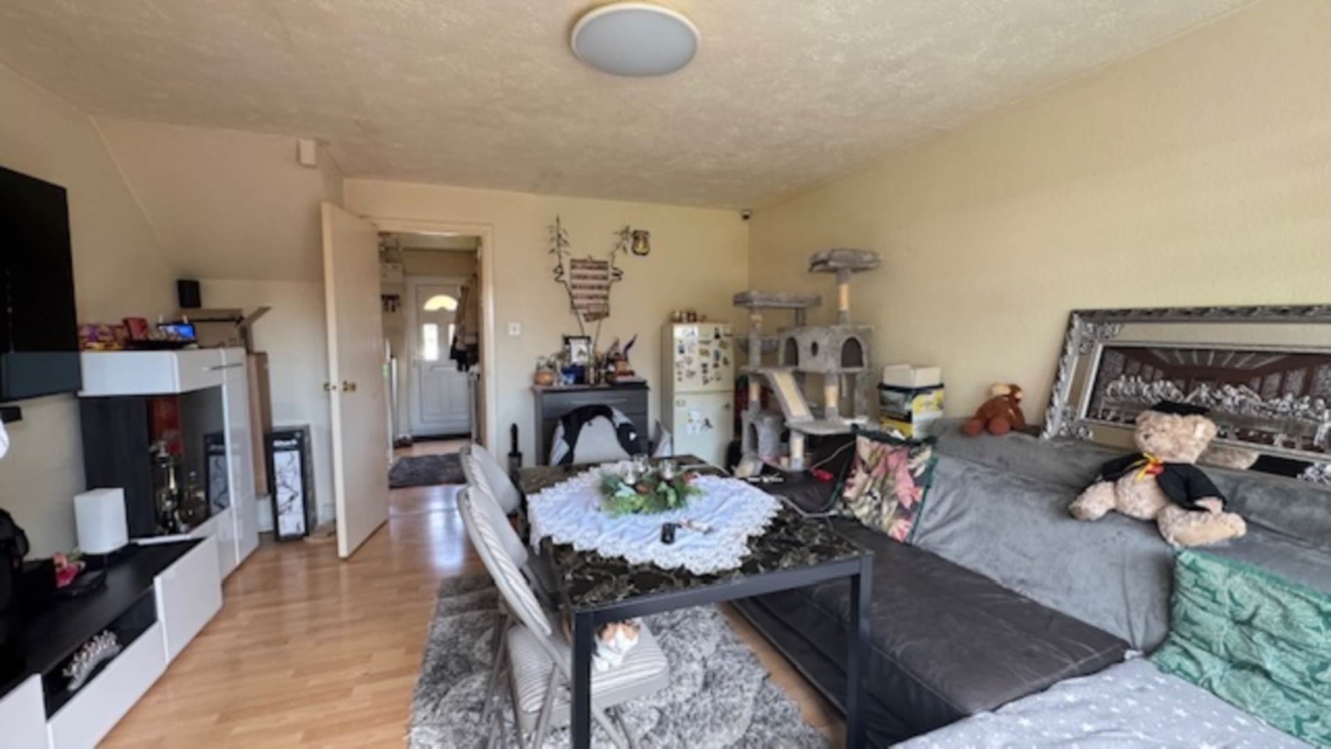 Exeter Close, Beckton, Image 3