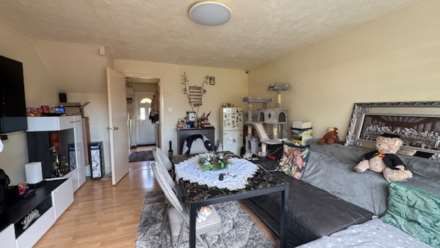 Exeter Close, Beckton, Image 3