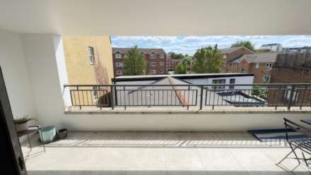 Blackheath Road, London, Image 16