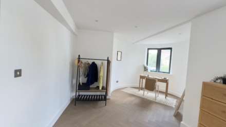 Blackheath Road, London, Image 4