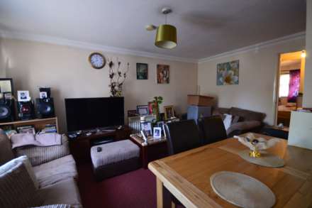Turnstone Close, Newham, Image 5