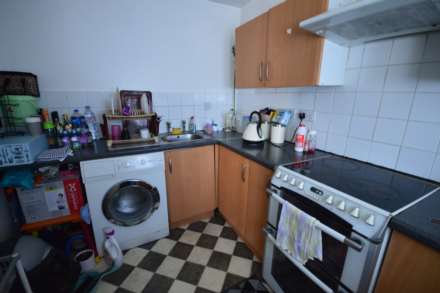 Turnstone Close, Newham, Image 6
