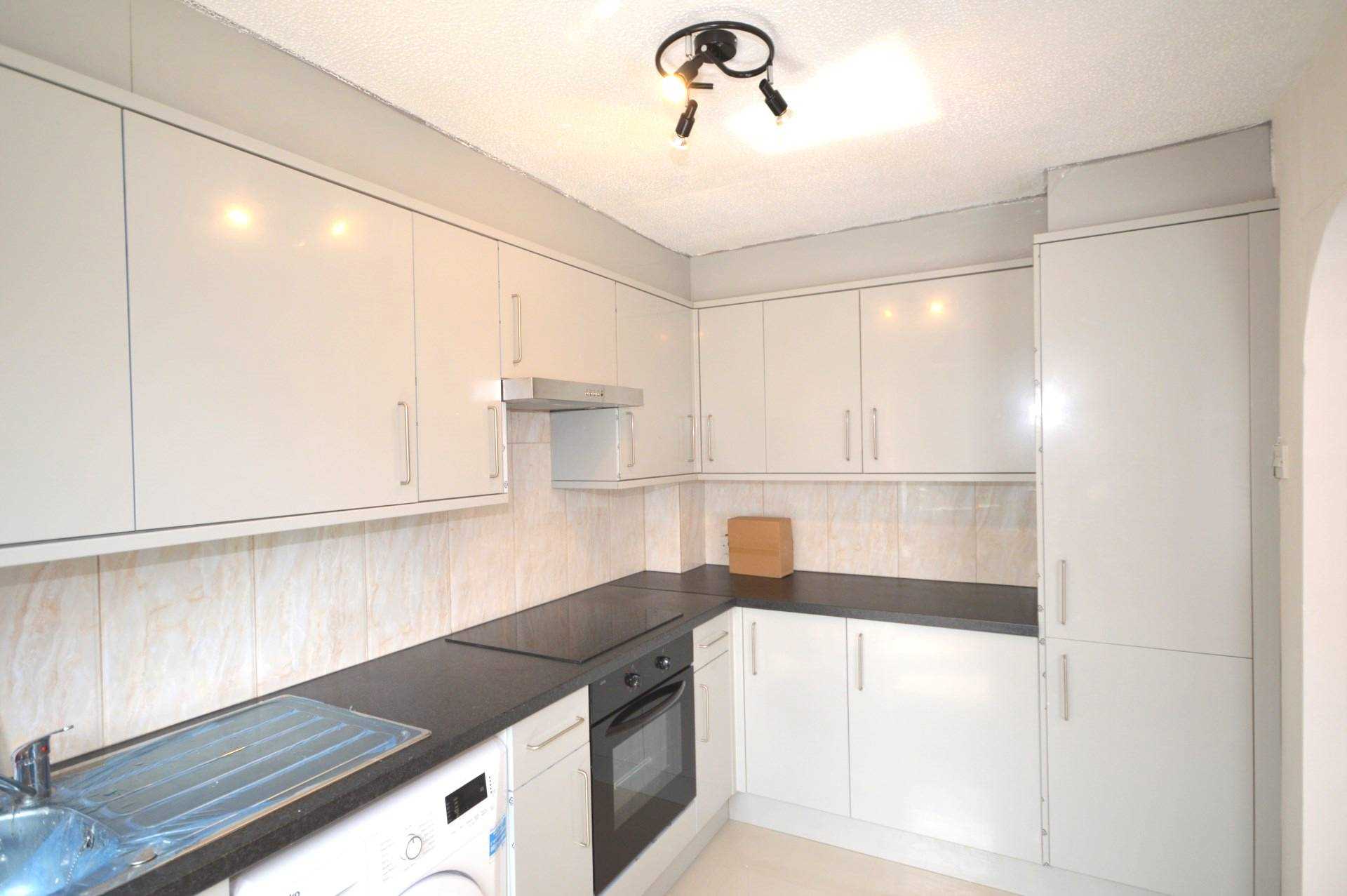 Chichester Close, Beckton, Image 2