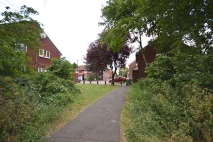 Chichester Close, Beckton, Image 15