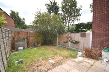 Chichester Close, Beckton, Image 16