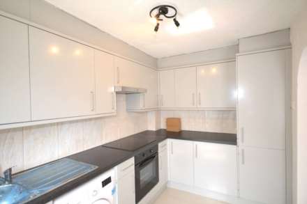 Chichester Close, Beckton, Image 2