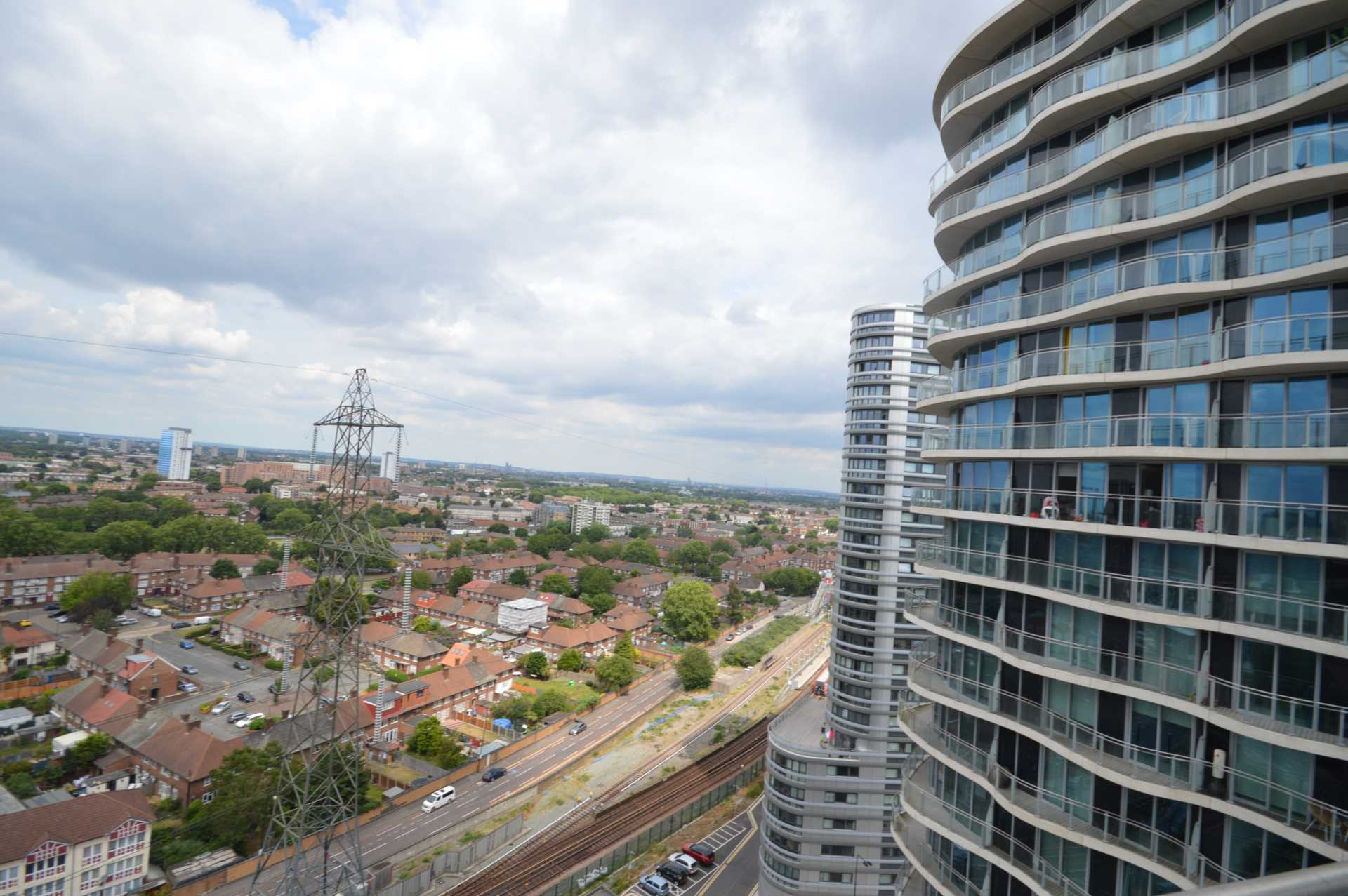Tidal Basin Road, Victoria Docks, Image 7