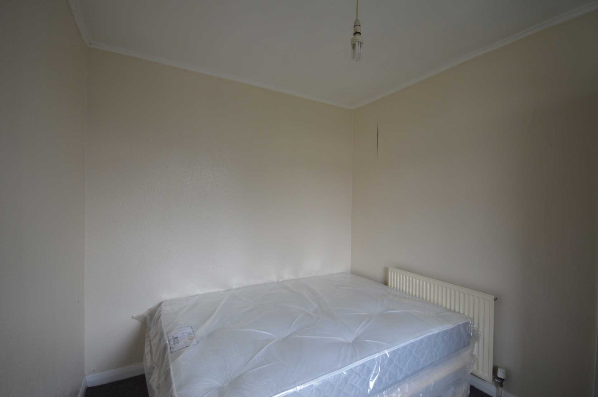 Grantham Garden, Marks Gate, Image 5