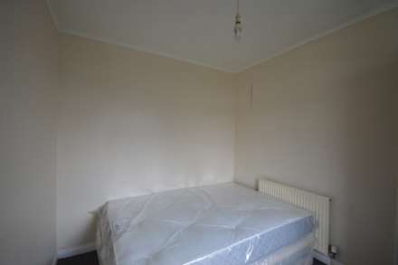 Grantham Garden, Marks Gate, Image 5