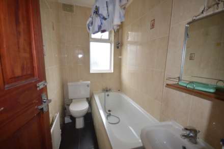 Grantham Garden, Marks Gate, Image 6