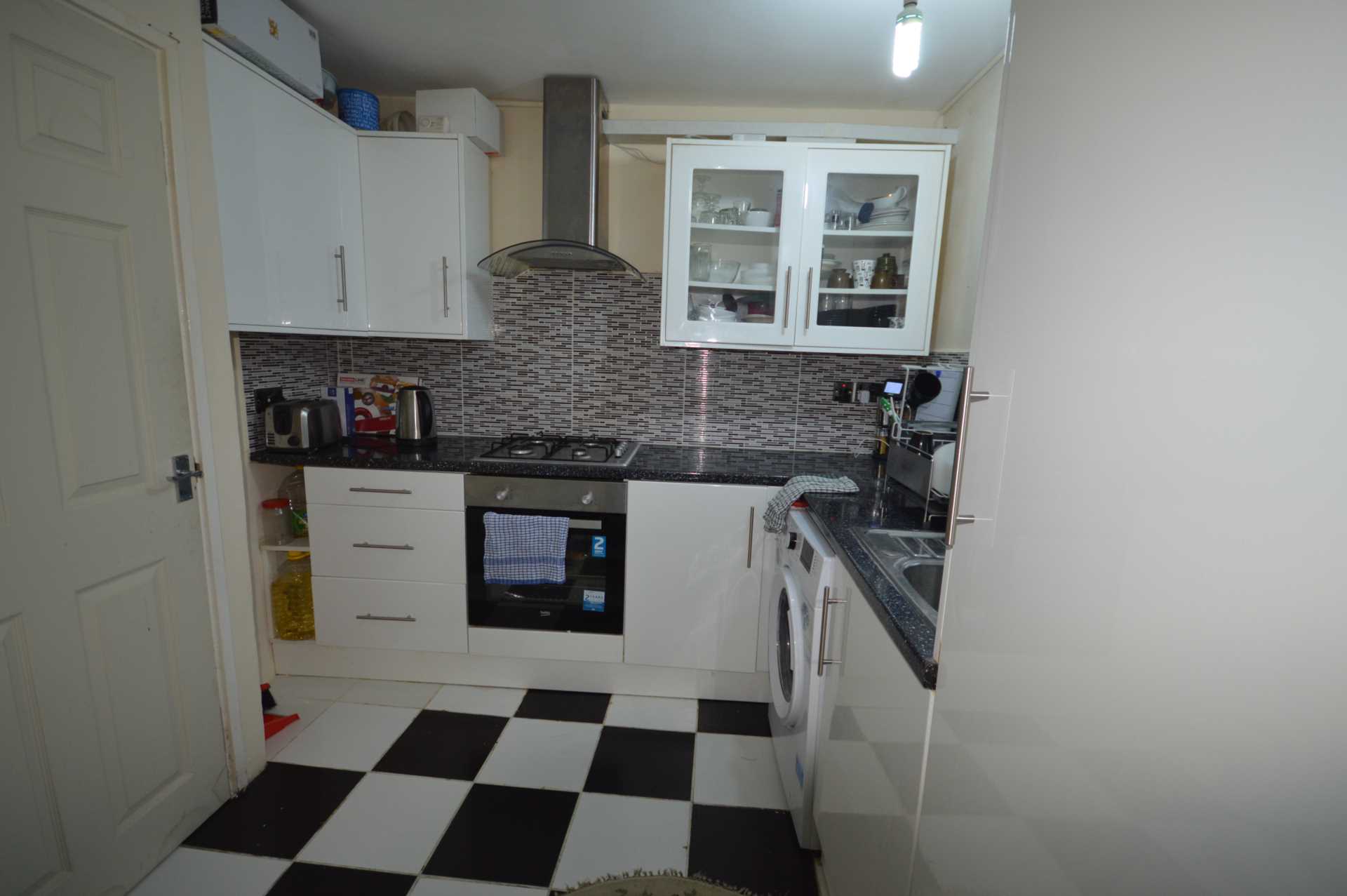 Addison Way, Hayes, Image 3