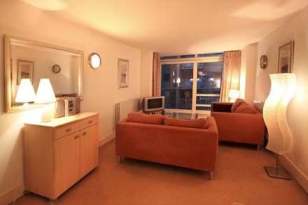 Cassilis Road, Canary Wharf, Image 5