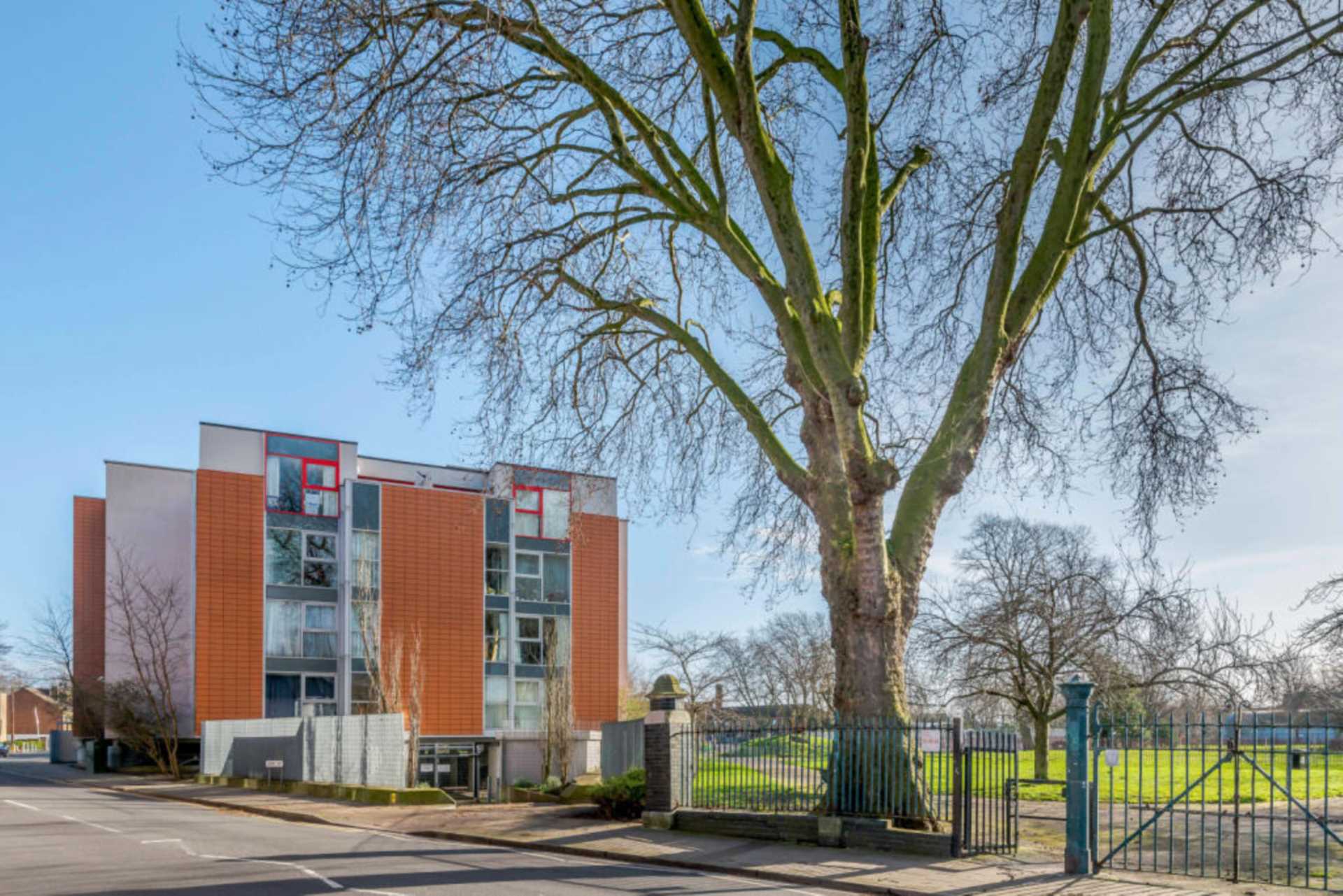 Hermit Road, London, E16, Image 14